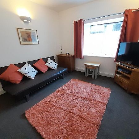 Cosy Apartment Close To Tunnels Beaches Ilfracombe Bagian luar foto